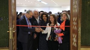 Read more about the article The Director General of the Iraqi Fashion House participates in the opening of the “Language of Art” exhibition