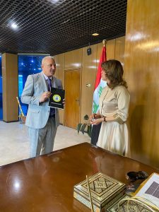 Read more about the article The Director General of the Iraqi House of Fashion receives the President of the Ashtar Foundation for Culture and Arts