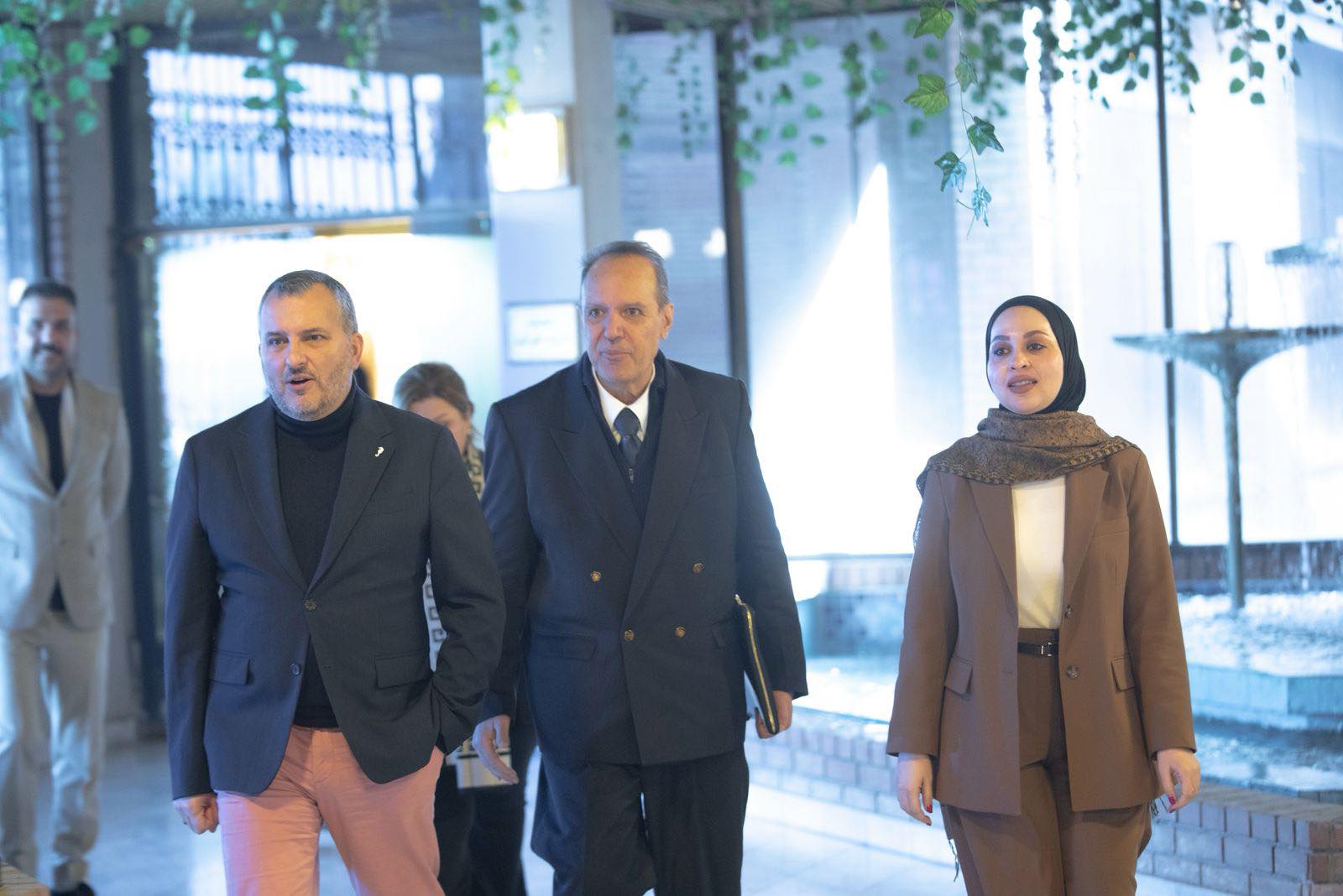 Read more about the article The French cultural attaché visits the Iraqi House of Fashion and discusses prospects for joint cultural and heritage cooperation.